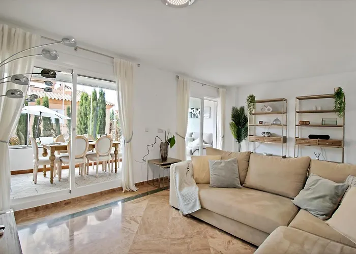 Elegante Adosado Con Con Vistas Al Mar Y Piscina - Costa Galera Park 10 4 * Estepona