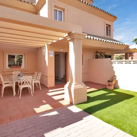 Elegante Adosado Con Con Vistas Al Mar Y Piscina - Costa Galera Park 10 4 * Estepona